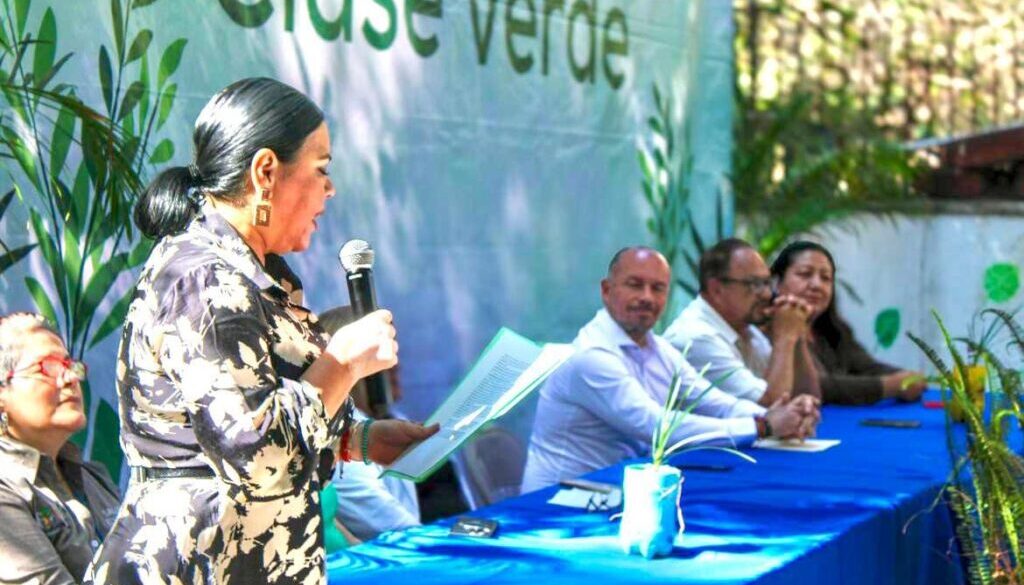 620000115_896106823160610_6423975673084698952_n