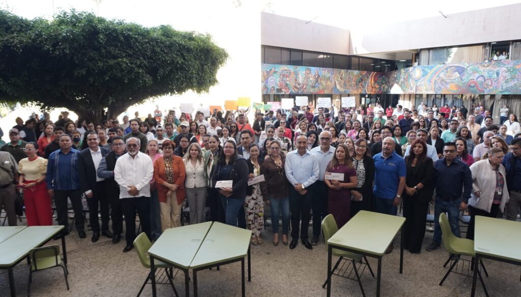 654858244_942431735194785_5091978630683121817_n